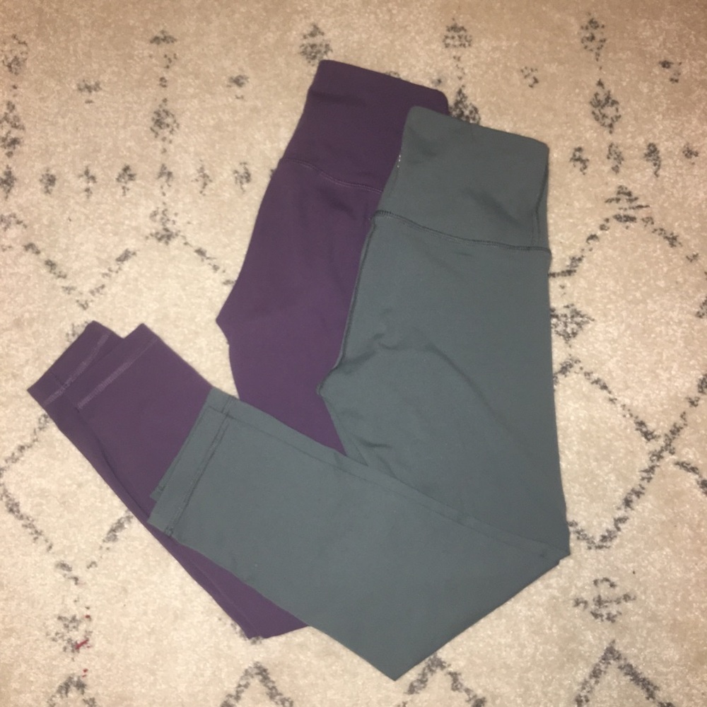 Two pairs of 90 Degree leggings